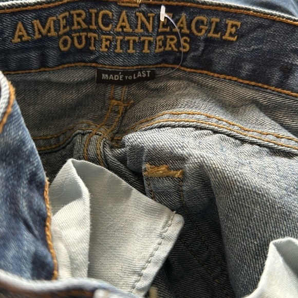 American Eagle Jeans - Picture 3 of 4